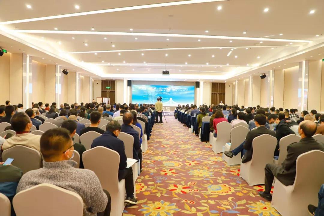 2021年五省一市二區(qū)公路交通技術(shù)論壇圓滿舉辦! 嘉鵬創(chuàng)新技術(shù)成果得到肯定！